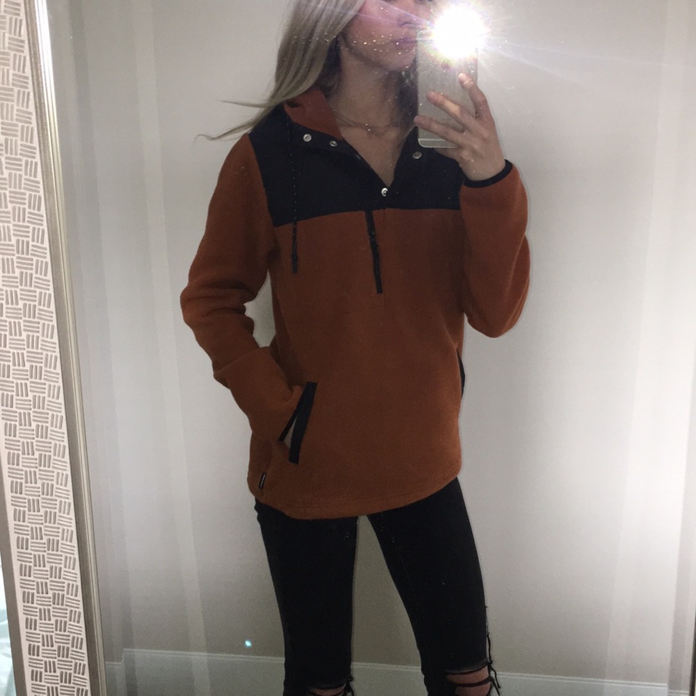 Dakine hoodie